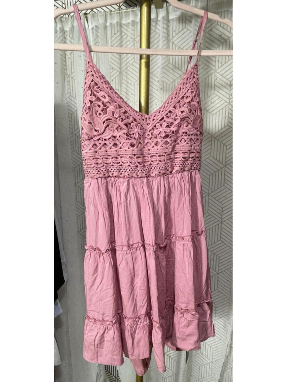 NWT Cupshe Women's Soft Pink Ruffle Mini Dress Small Boho V-Neck Strappy S Boho